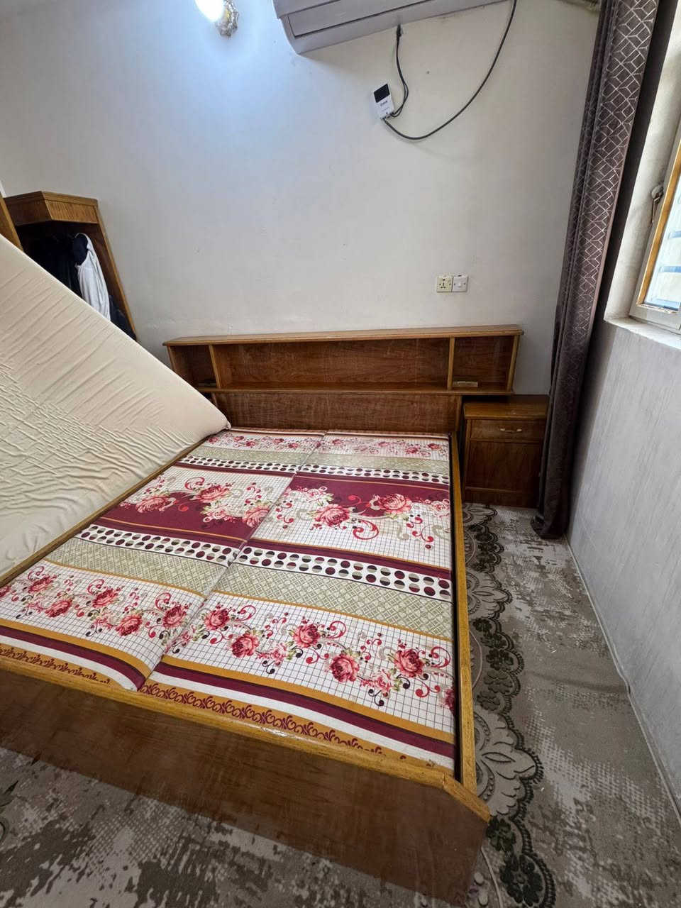 غرفه صاج داخل وخارج 6 باب وملحق خشب درجه اولى ثقيل ضهر جرجوبه جربايه بلوك ثكيل توصا مو سوكيه


**إذا كنت صاحب هذا الإعلان وتريد حذفه لأي سبب، رجاءا أرسل رسالة إلى الدعم الفني**