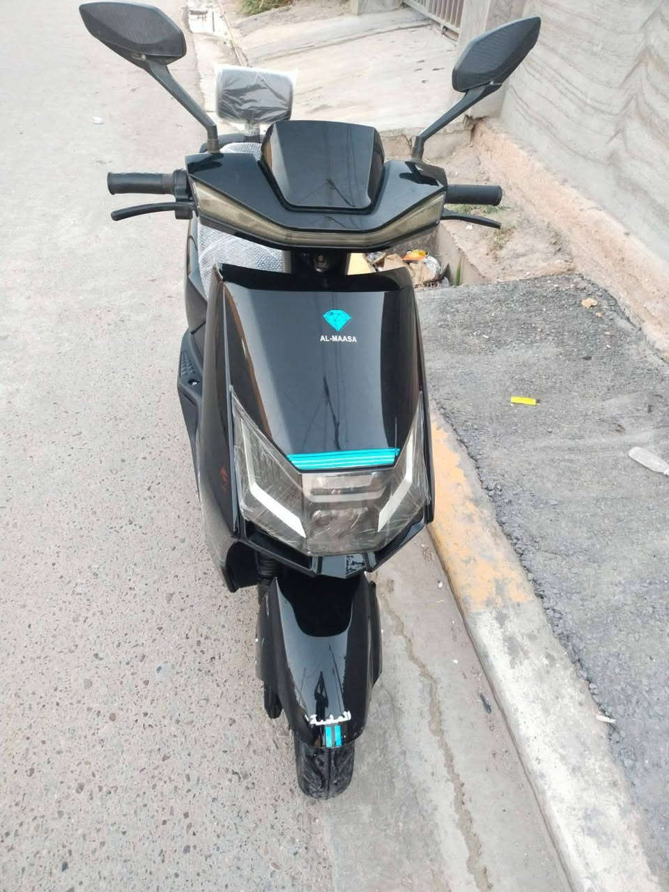 السلام عليكم ورحمة الله وبركاته سكنس فول مواصفات للبيع او مروس جبلي فقط بطاريات جدد على الفحص للستفسار على الخاص او واتس اب  ***********
