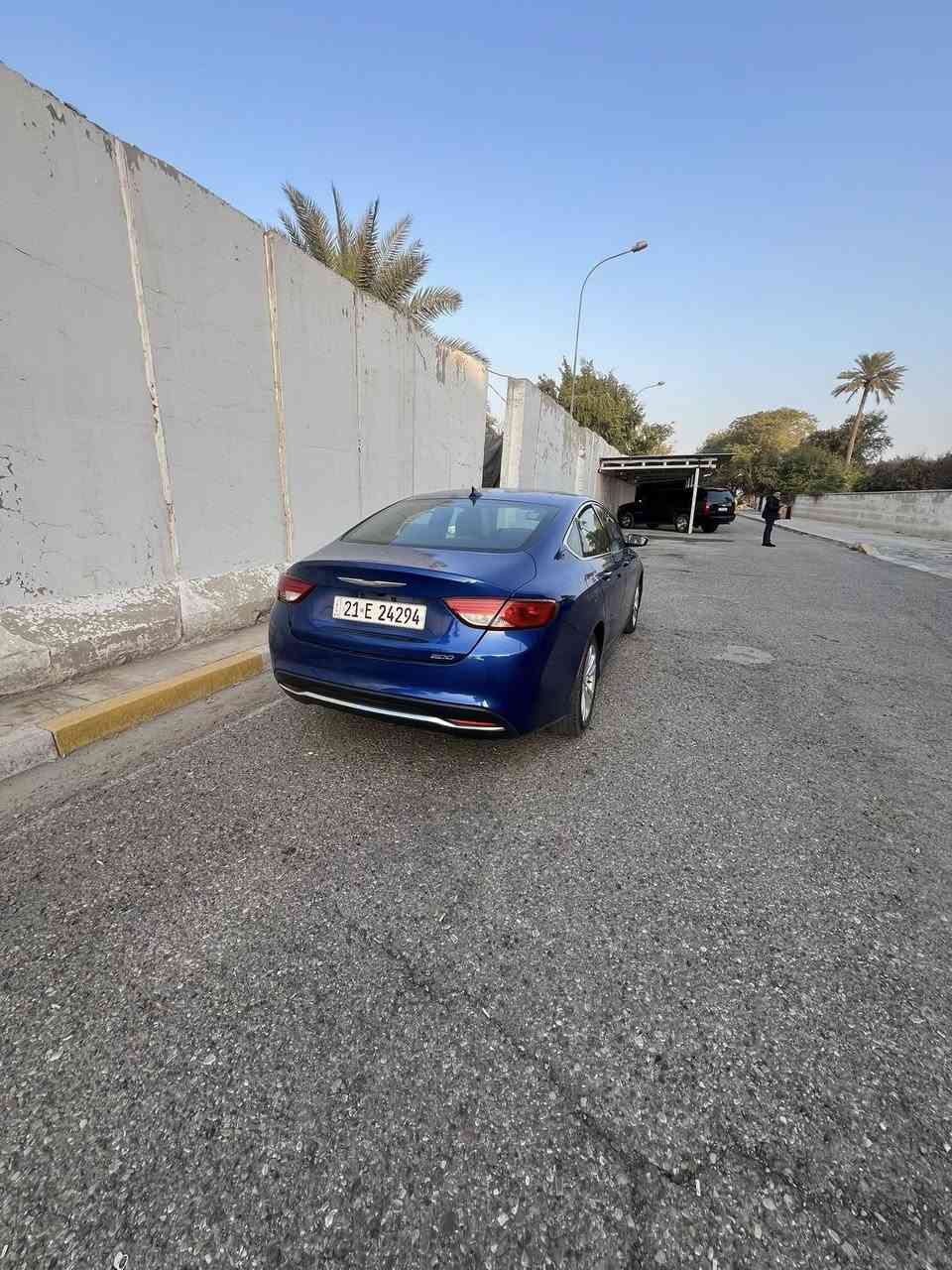 C200 /2016
سياره نضيفه داخل جديد كير مكينه 2400 بدون دفانز مبدله جديد خير من الله لا تنقيص ولا تبخير فقط البنيد صبغ والدعاميه بيهه مكانات بارد فقط جاهزه من كلشي مسويلهه ادامه كامله ومبرمج مراوح ربع متصرف عليهه
مواصفات السياره فول الفول 

كشن كهرباء
بصمه ابواب 
بصمه تشغيل
تشغيل عن بعد
شاشه كبيره
فتحه سقف
كير ماوس 
مري كهرباء
قاصه وهواي امور معروفه السعر 106 وبيهه مجال بسيط السياره ماشيه 115 كلو متر مكان السياره بلديات تريد تحويل تريد وكاله للاتصال ***********
