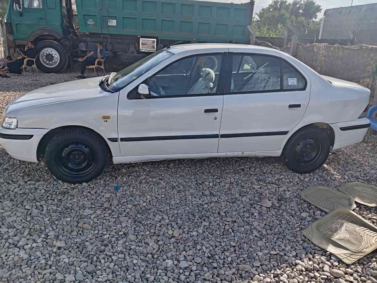 سمند 2010 مكينه بيها دخان تنقص حداديه جديده كير جديد كشر حلو بيها ظربه جهة العبري موضحه بصوره دواخل حلوه خياس ملقط ومصبوغ رقم مثنئ سنويه ماساقطه لشهر ١١ ب٢٠٢٦ مداور يريد راعيها غرامات ما عليها ولا ربع (***********) السعر 28 وبيها  مجال قليل كلش مكانها الديوانيه الحمزه الشرقي
