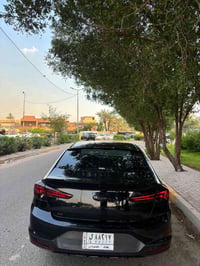 هونداي النترا  2019  وارد امريكي حادثها قطعتين بنيد وجاملغ وايرباك فقط...