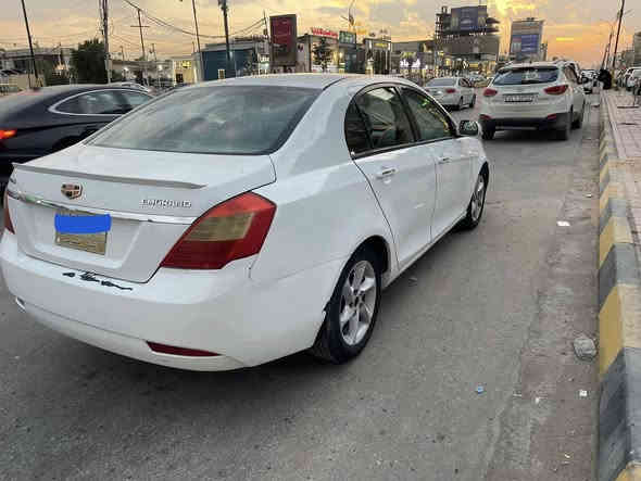 للبيع ام كراند 
موديل 2013
رقم نجف باسمي 
مصبوغة صفحتين 
قمارة وبنيد و جنطة سليمات
مواصفات واضحة بالصور  
السعر 48 وبيها مجال 
***********
