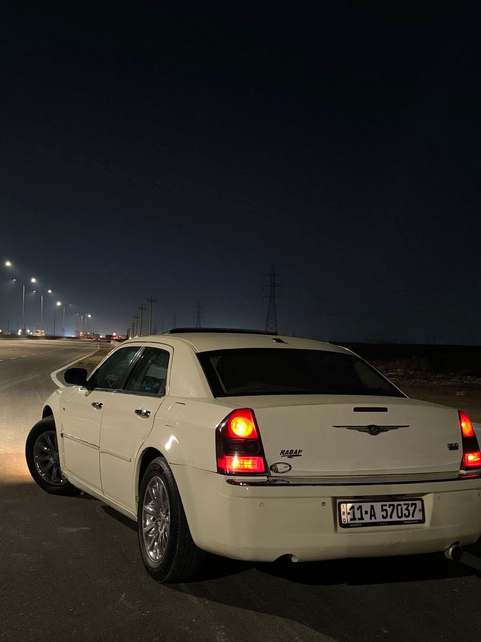 السلام عليكم
من رخصة مدير الكروب
اوباما 2010 اصل
مكينه 3500
داخل جديد
صدر حداده كله جديد 
مكينه كير خير من الله 
رقم بغداد 
حادثها جاملغ خلف السائق بدون داخل 
بيها قطع صبغ ابيع حزام
السعر:110 وبيها مجال بسيط
عنوان:بغداد التاجي 
الرقم:***********
مستعجل عالبيع
