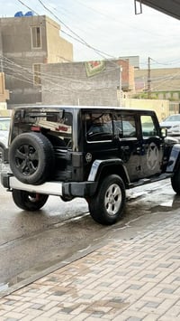 جيب رانكلر 2013  صحاري فول موصفات 4 ابواب  مقاعد جلد تدفئه  كامره شاشه...