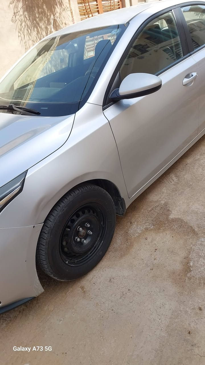كيا سيراتو مديل 2019
رقم اربيل القديم 
بأسم كردي
ماشيه 147
تخم تاير جديد
كير محرك جدد 
حداديه جديده 

بيها باب مبدل
بارد بالقماره 
بارد بالجاملغ الأمامي 

السعر 133 بيها مجال 
***********
مكاني نجف كوفه
