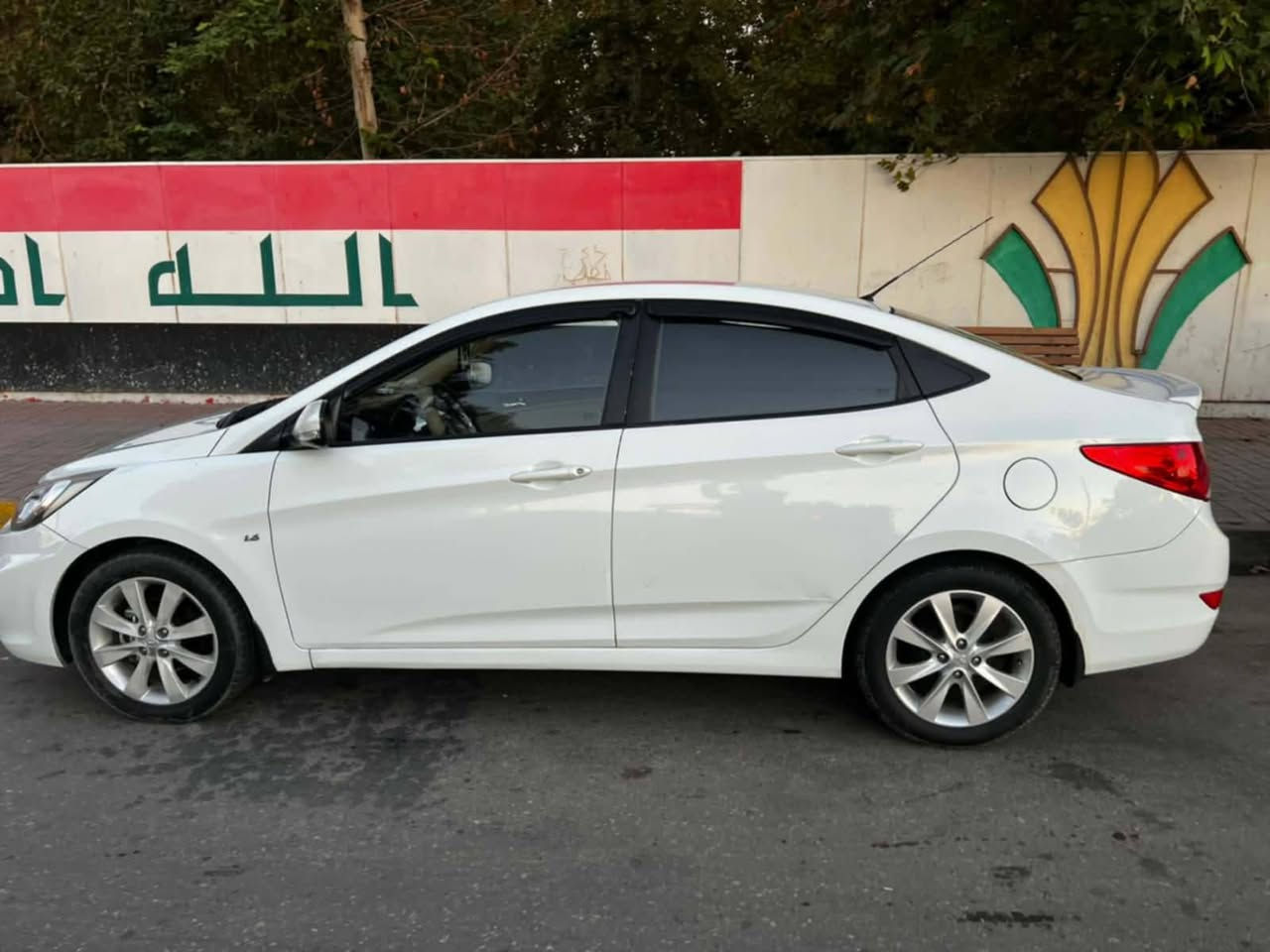 للبيع اكسنت 2013
سيارة بدون صبغ بدون ضرر 
فقط شوية بارد بالجاملغ الامامي
محرك ١٦٠٠٠ ما مفتوح شرط
كير شرط 
رقم اربيل 
هزة وسنوية ما نافذة 
نظيفة حيل
لمعرفة السعر 
***********
***********
