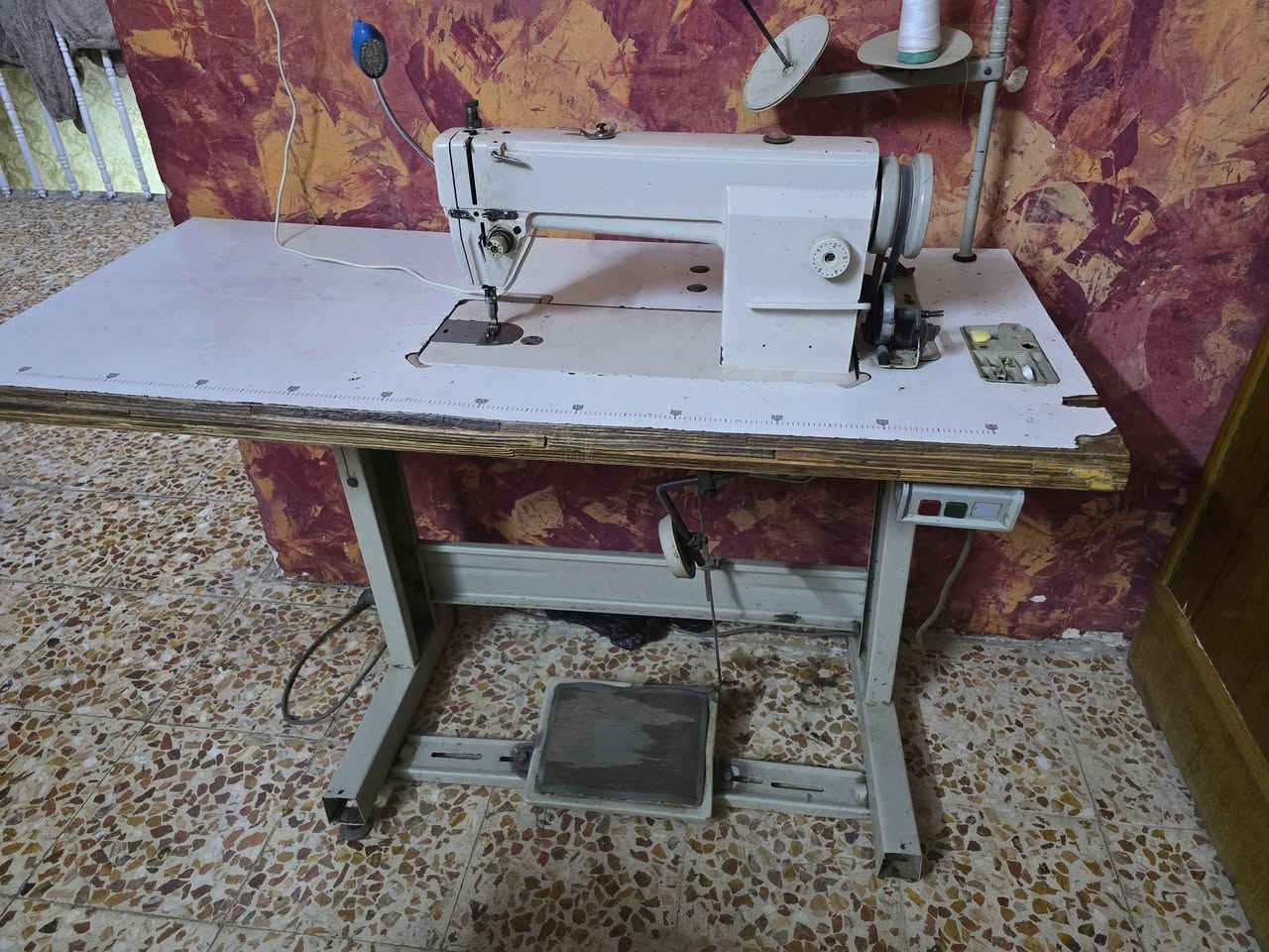 سلام عليكم  مكينه  للبيع  سعر 250 بيه  مجال مكان  بغداد 
***********
