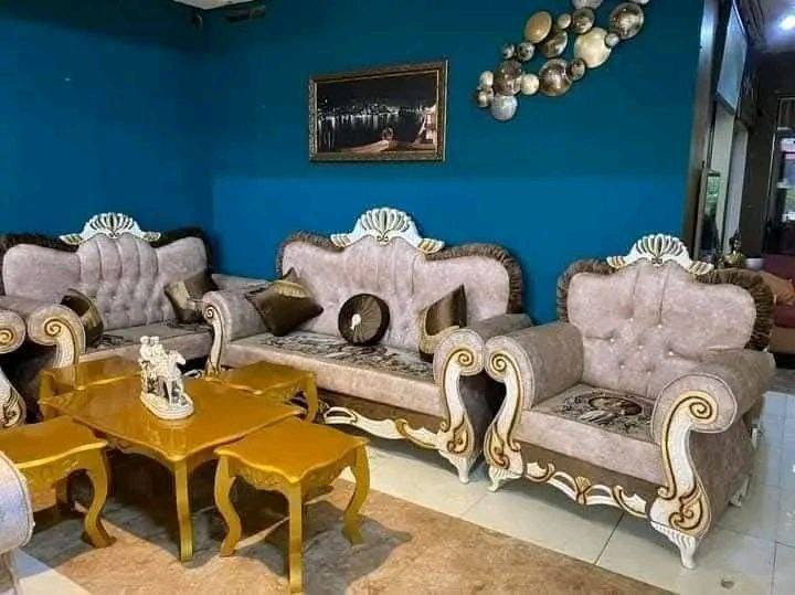 عرض خاص 660 الف 🇮🇶
مفاجئة من معمل العزاوي للتخومة والدواوين احدث الموديلات ✅
ومواصفات عالية الجودة 💪 
وبس 660 الف 🇮🇶 ،♥️🔥💯
 🇮🇶🇮🇶🇮🇶🇮🇶🇮🇶 التوصيل داخل بغداد مجاني 
🎁🎁🎁 سيت كوشات ست قطع 🎁🎁🎁 

تخم يتكون من قنفتين ام 3 طولهه مترين و قنفه ام 2 طولهه متر و50 و كرسيين 

يتكون من 5 قطع و10 مقاعد 

ظمان حقيقي لمدة 3 سنوات صيانه 💪💪💪 
  المواصفات
 خشب جام 
سفنج مميز
قماش قديفه تركي 
مقعد بلوك اسود 
للتواصل على خاص وتساب***********
توفر توصيل ☝لجميع المحافظات العراق
#تخم 
#ديوان
