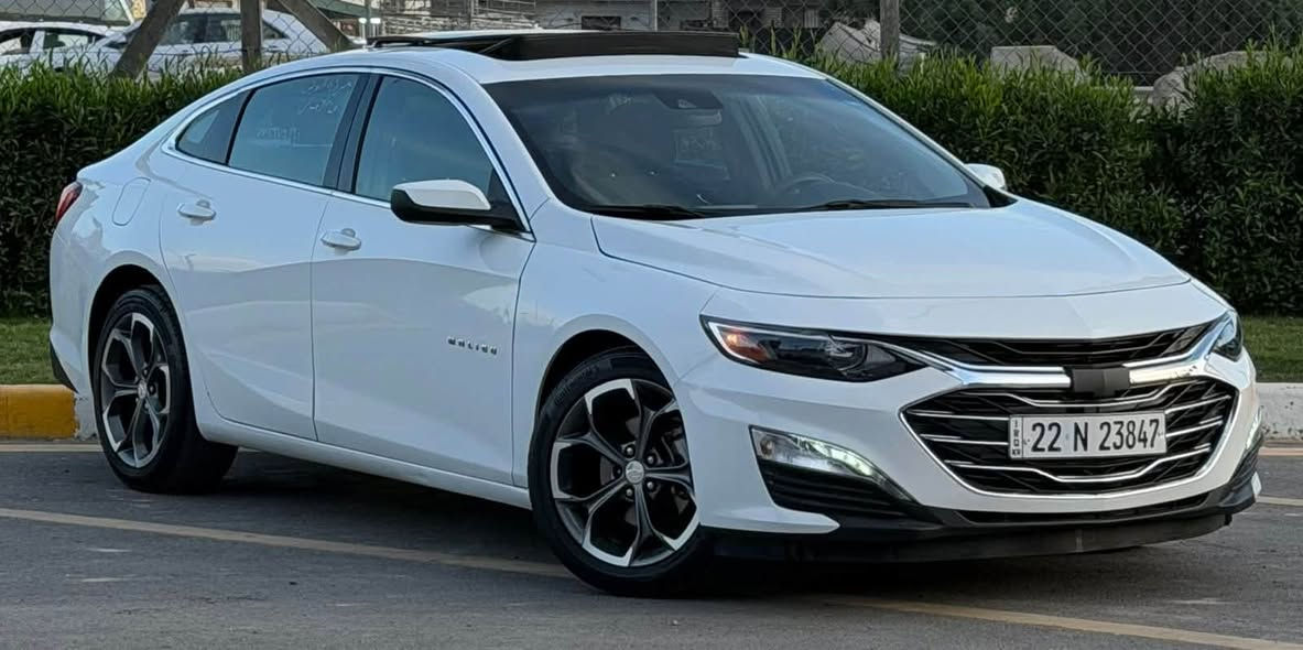 السلام عليكم اخوان
للبيع ماليبو ( 2024 ) LT 2 

مكينة 1.5L توربو 
ماشية 30 فقط 

المواصفات : 1/1 
-بانوراما 
-رادار امامي وتوقف ذاتي 
-حساسات خلفية 
-تحديد المسار 
-بصمة 
تشغيل عن بعد 
-ويل كب كروم حجم 18 و
-هيترات الكشنات
 وكرسي كهرباء 
-تحكمات ستيرن + مثبت سرعة 
-مانع انزلاق 
-اوتو ستوب
-شاشة + بلوتوث + واي فاي وكار بلي 
-كامرة خلفية 
-مدخل usb + aux + type c
-تبريد قطعتين 
-هاند بريك بصمة 
السياره بيه( قطعه ونص صبغ )فقط
مكاني بغداد الكرخ
السعر ::123
للاستفسار (***********)
