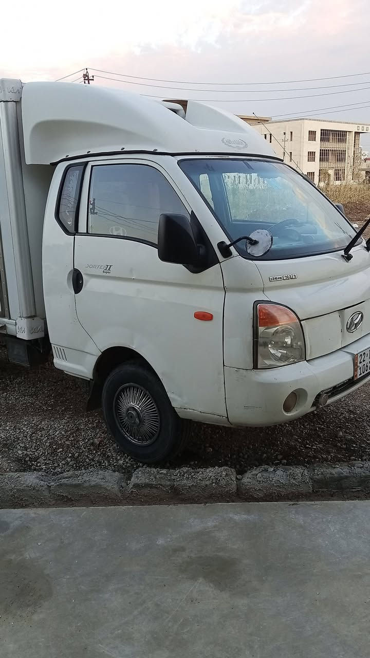 للبيع بوتر 2012محرك معمرجديد محرك كير براد شرط سنويا جدد باسمنا شرط تحويل رقمها ألماني ***********
