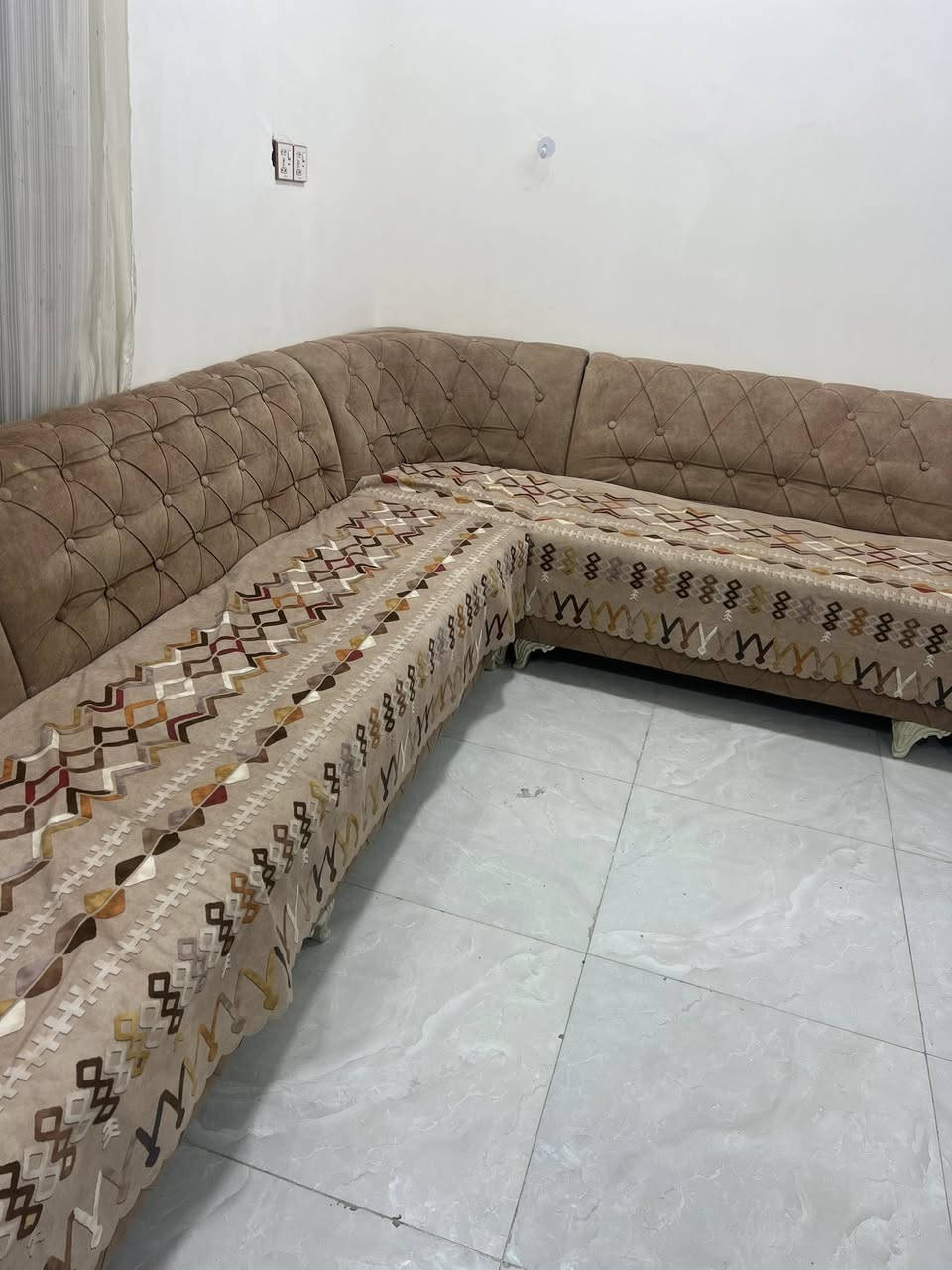 ديوان 10 مقاعد للبيع 225 وبي مجال


**إذا كنت صاحب هذا الإعلان وتريد حذفه لأي سبب، رجاءا أرسل رسالة إلى الدعم الفني**