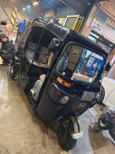 تكتك ٢١ البيع السعر ٧٨٠٠  وبيهه مجال بعقوبة تحرير ***********
