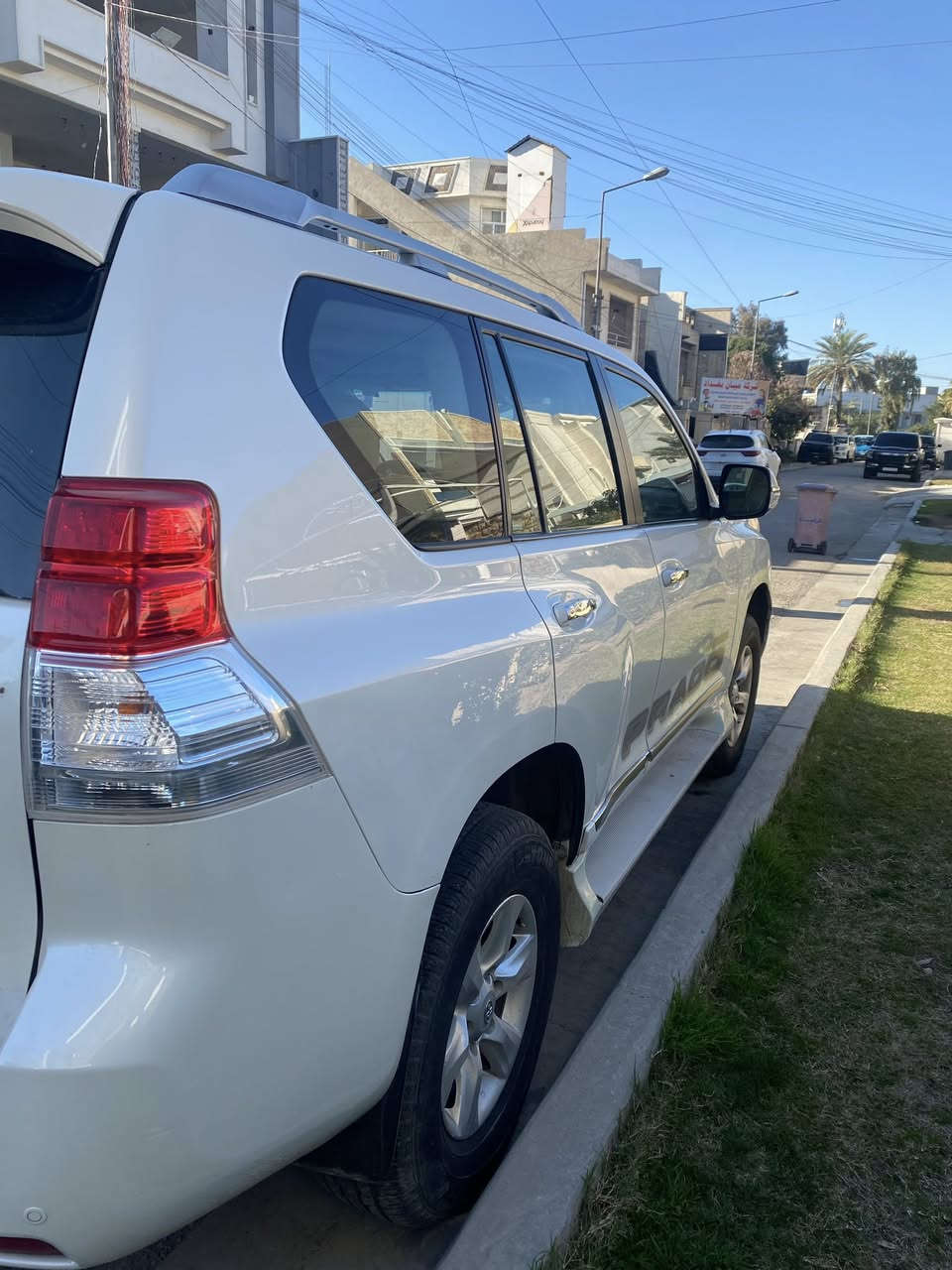 برادو موديل 2011
ماشيه 228
6 سلندر 
دبل تانكي 
فتحه 
مكفوله عده بارد بالجاملغ شبير
وتكحيل بالباب الخلفي 
مراوس حسب القناعه بسعر اقل حته اذا رقم شمالي او بيع 
السعر 260 وبيها مجال 
***********
