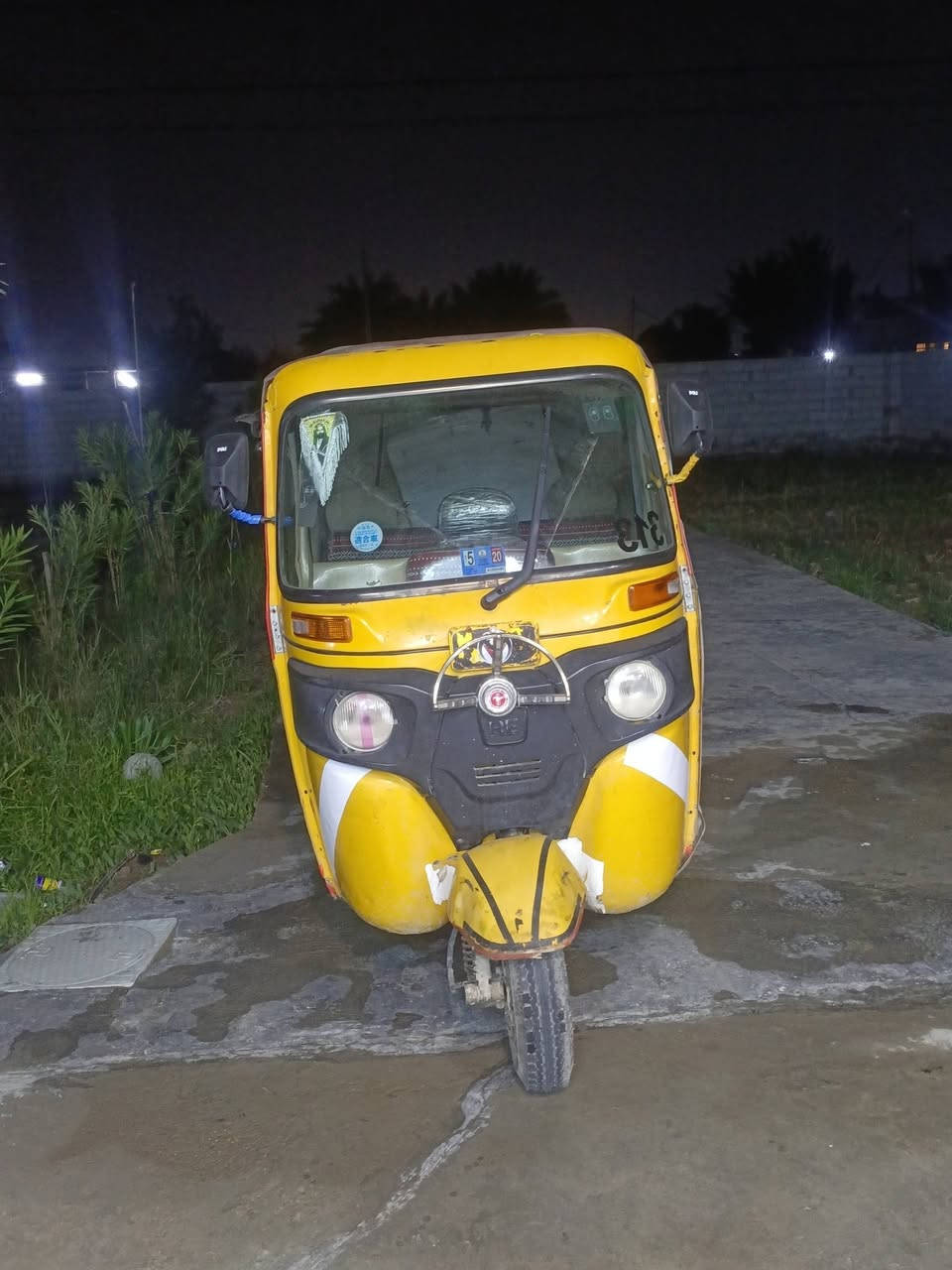 تكتك للبيع موديل 19شهر 7 مكفوله من صبغ والمعجون وراق اصوليه تكفل للترقيم سعر 4500وبيهامجال مكان بغداد بوب الشام ***********
