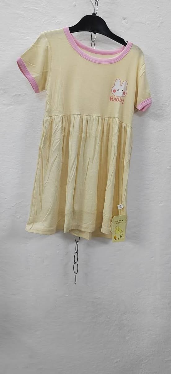 مرحبا بنات عندي ملابسس جدد مال اطفال صار بيهن تخفيض وعندي فساتين مال بنات عمر محير وعندي. باله جديد نضيف وب اسعار كلش مناسبه كل قطعه وسعرها


**إذا كنت صاحب هذا الإعلان وتريد حذفه لأي سبب، رجاءا أرسل رسالة إلى الدعم الفني**