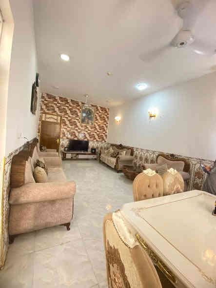 🔴🪄بـيت للـبيع مسـاحه 200م 
🔴🪄العنوان : حي الغدير الأولى بالبدايه أول فرع
🔴🪄قرب صيدليـه أسبرين وحسينيه فاطمة الزهراء
🔴🪄قريب على شارع 60 العبچيه 
🔴🪄وقريب على شارع 60 العرضات
🔴🪄منطـقه هادئه وحلوه
🔴🪄طـابق وأحد كونكريت 
🔴🪄غرفتين نوم وصاله ومطبخ وصحيات وأستقبال وطرمه 
🔴🪄وصحيات خارجيه ومنور 
🟠🪄الكاونتر مع البيت ينباع من ضمن السعر
🟡🪄السـسعر : 180 قابل للتفاوض 
🌹✨ بـيه مجال
.
للأستفسار 📲
.
*********** كوله من طرف مندوبه ليان
