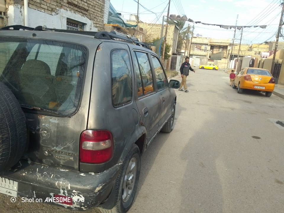 السلام عليكم من رخصة الدمن سياره سبورتج مودين 2002 رقم بغداد مكان سياره بغداد  كير ومحرك خير من الله سياره نضيفه بيع او مراوس واذا اكو مراوس ب طيبه بعد افضل  عوزهه ترتيب شويه. سعر سياره 36 وبيهه مجال رقم الهاتف ***********. شرط تحويل
