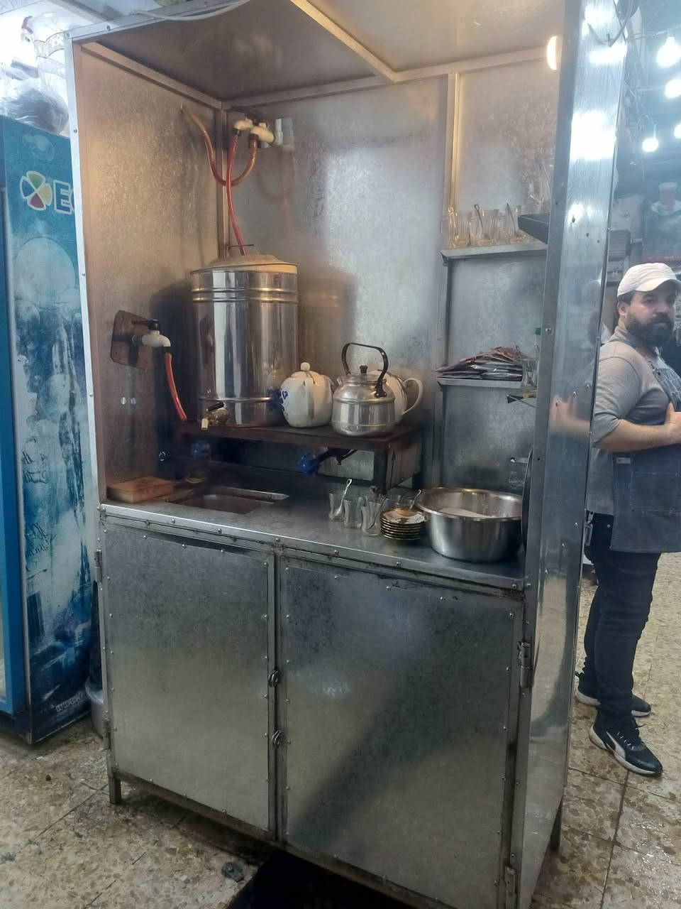 عراض زيد  جمبر مال شاي سعر 700 وبيه مجال
***********
