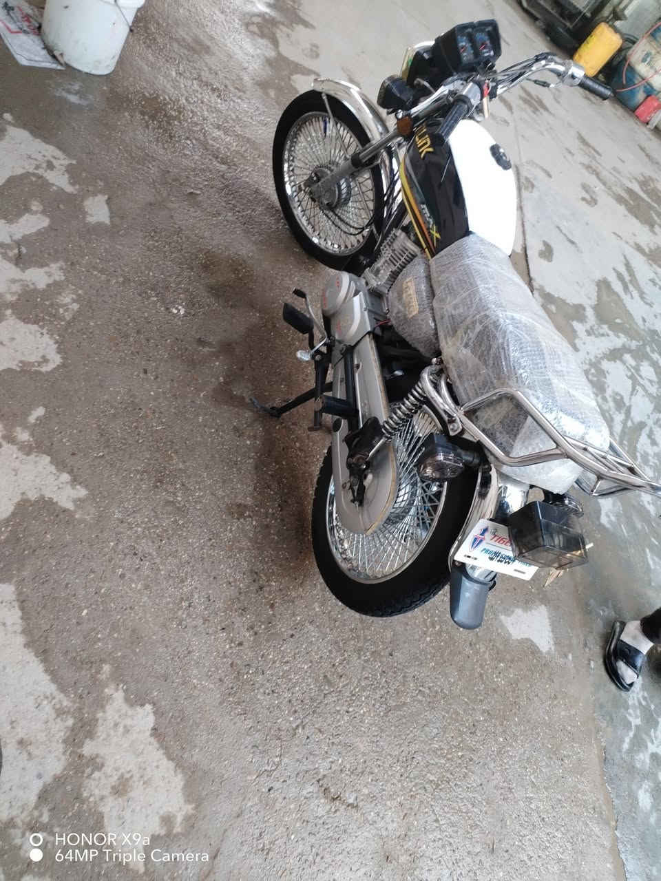 سلام عليكم اخوان دراجه تايكر مديل 22. الدراجه نضيفه كلش مابه كل نقص السعر 600به ماجل
المكان حله باب المشهد للستفسار
***********
