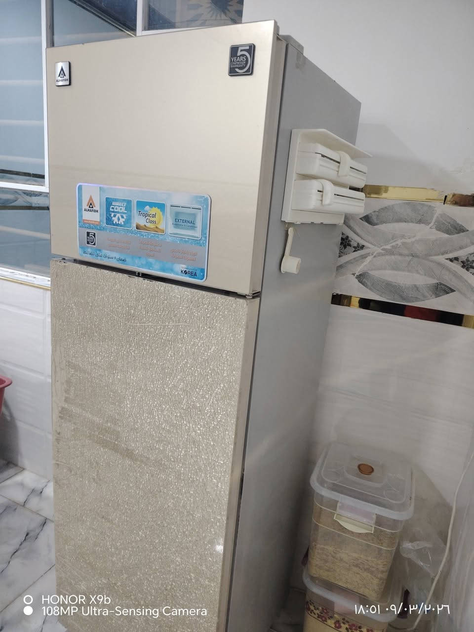 السلام عليكم ثلاجه لبيع جديده السعر 130 بيها مجال المكان موصل الشلالات الاستفسار ***********
