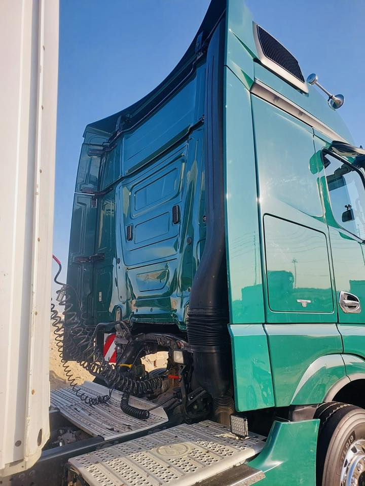 اكتروز وحش موديل 2016 فول مواصفات سقف وسط سنويه 2030 ماشيه 700 عربانه مربوطه عليها بسمي مداور ثاني يوم عربانه شمتز دسك بريك (مكلف بلنشر الاتصال عله راعيها )
‭(0788 103 2696‬ ‭)(0782 920 6126‬)
