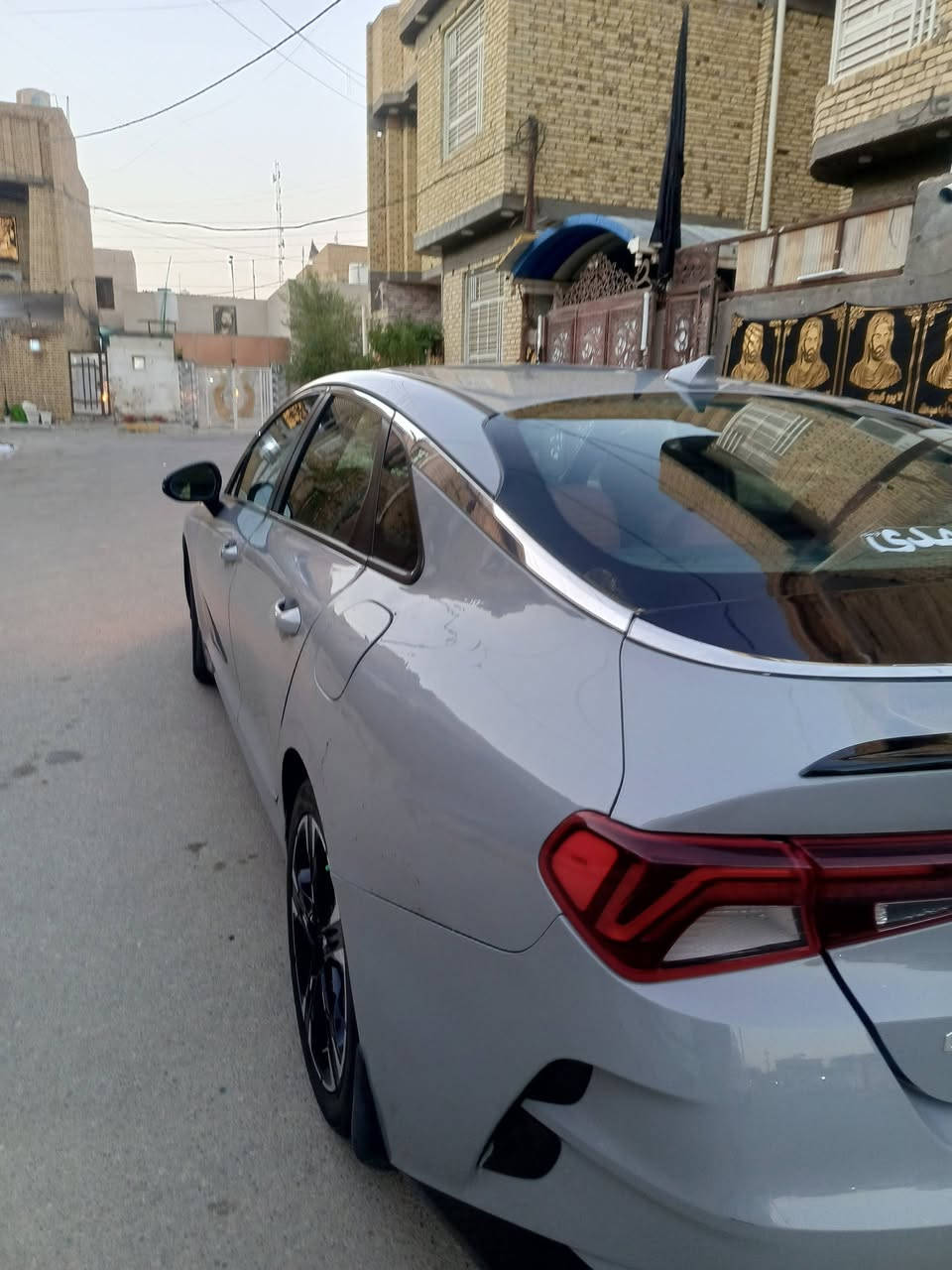 السلام عليكم كي فايف جي تي لاين فول مواصفات ما عدا الفتحه 
معوقين ذي قار بعد سنه واتصير حره  محرك ١٦٠٠ تيربو
السعر  ١٧٠ أو بيها مجال 
***********
