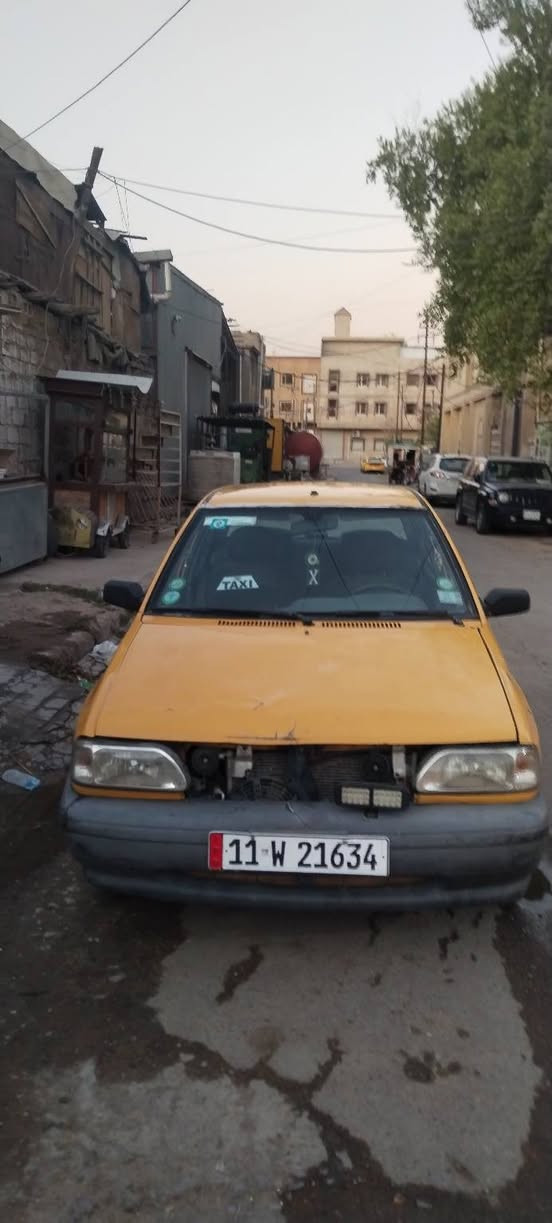 السلام عليكم سايبه موديل 2015(( محرك كايم)) كير جديد صدر جديد تبريد ثلج بيه ضربات مثلا ماضح بالفيديو سياره مو بسمي عليه غرامه 200 الف تنزل من سعر السيارة سعر 27 وبيه مجال حك جيه  مكاني بغداد شارع السعدون  رقم ***********
