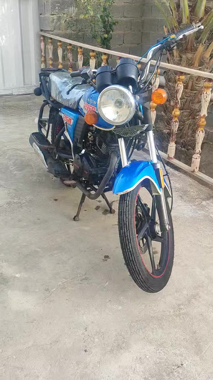 السلام عليكم من رخصة الادمن المحترم دراجه دايوان موديل 21مكفوله وجديده ***********سده
