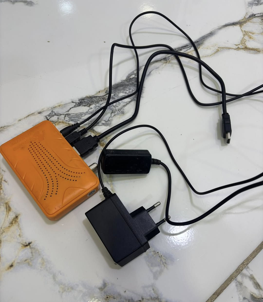 بلازمه حجم 43 بدون نت اصليه بعدهي جديده هيه ولستلايت ابو لنت 100 الف ***********
