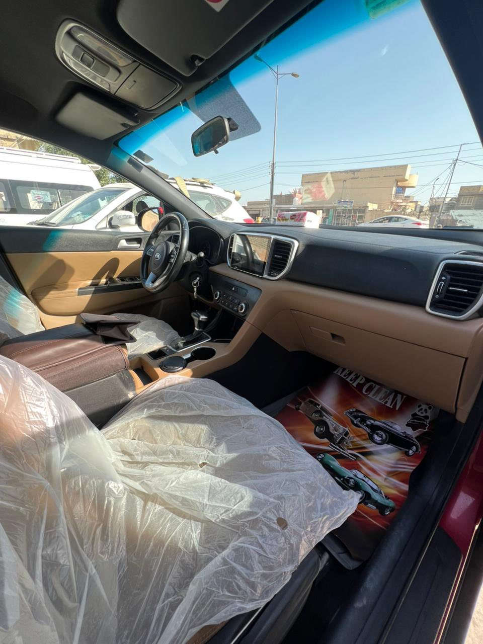 سلام عليكم
سبورتج 2020 خليجي 
كفالة ✅عدا رصعات بسيطة 3
ماشية km 60500 قابلة للزيادة 
 مواصفات 
تحكم ستيرن جهتين 
 اشارة بل مري +مري شفط 
حساسات امامي  خلفي  +3وضعيات قيادة 
شادله  شاشة تاب 
كرسي سايق كهرباء 
تبريد قطعتين 
وياهة 2سويج 
ماخذه زيرو على ايدي 
رقم  بابل باسمي تحويل مباشر ✅
رقم انكليزي هزة جديدة  
مكاني بابل 
استفسار 
***********
سعر  1️⃣9️⃣0️⃣
وبيه مجال بسيط
