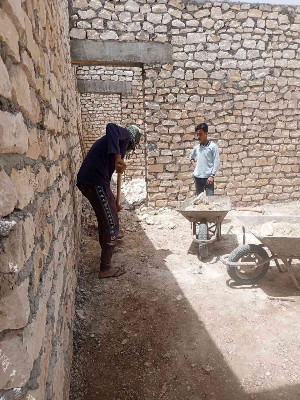 سلام عليكم  / يوجد كادر عمل جاهز/ تصعيد مواد/ تنضيف بيوت/ تفليش/ تكشيط/ تنضيف حدائق/ دفن نهري  / شقلنه ليل ونهار   /ومعداتنه جاهز/ ماعليك بس تصال على رقم  /     *********** /
