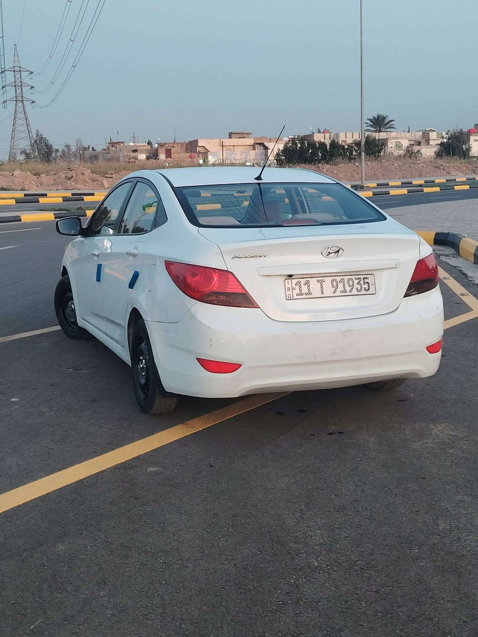 السلام عليكم ورحمة الله وبركاته
للبيع اكسنت مديل 2015

سياره خليجيه مكفوله كير ومكينه

خير من الله سياره جاهزه مابيهة اي نقص

تبريد صدر تايرات مكينه 1600 المرغوبه نصبتهة تخبل ضررهة بارد بل جاملغ الوره

فقط الباقي كفاله سياره مكانهة واسط عزيزيه سنويه هزه جديده لسنه ٢٠٢٨ باسمي تحويل ثاني يوم  للاستفسار

***********  سعر ٩٥ وبي مجال
