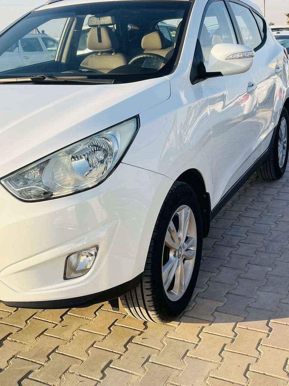 السلام عليكم ورحمة الله للبيع
توسان 2011

خليجي رقم دولي مداور ثاني يوم 

السيارةً نظافة شوف عينك 

حمام +بوليش هستوهة طالعة 

سيارة عليها إدامة كاملة 

تبريد ثلج صدر مكينةغرفة نظيفة 

والسونار كدامك 

مكاني كوت مركز 

السعر 125 

الاستفسار اكثر الاتصال برقم ***********
