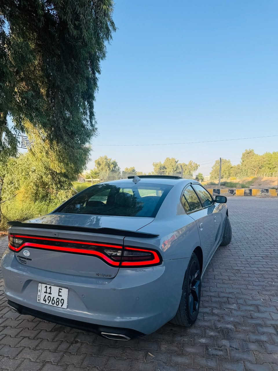 جارجر سمنتي ( سموك ) موديل 2021 SXT Plus  فول مواصفات  
العداد / 74000 ميل   محرك / V6 3600
حادث السياره بامريكا جامرلغ وبنيد وبالعراق صار بيها جامرلغ خلفي يعني ثلاث قطع وسونار موجود 
مواصفات :-
شاشة 
بصمة 
مقاعد تدفئة تبريد 
مقاعد خلفي تدفئة
مقاعد جلد 
مقاعد  خرن
سلايت 
حساس خلفي 
لايت led 
تشغيل عن بعد 
تحكمات ستيرن 
وباقي مواصفات ل SXT بلاص  المعروفه  
رقم بغداد تحويل ثاني يوم 
مكان سياره ديالى بعقوبة  

رقم صاحب سيارة
***********

🟪 السعر : 218
