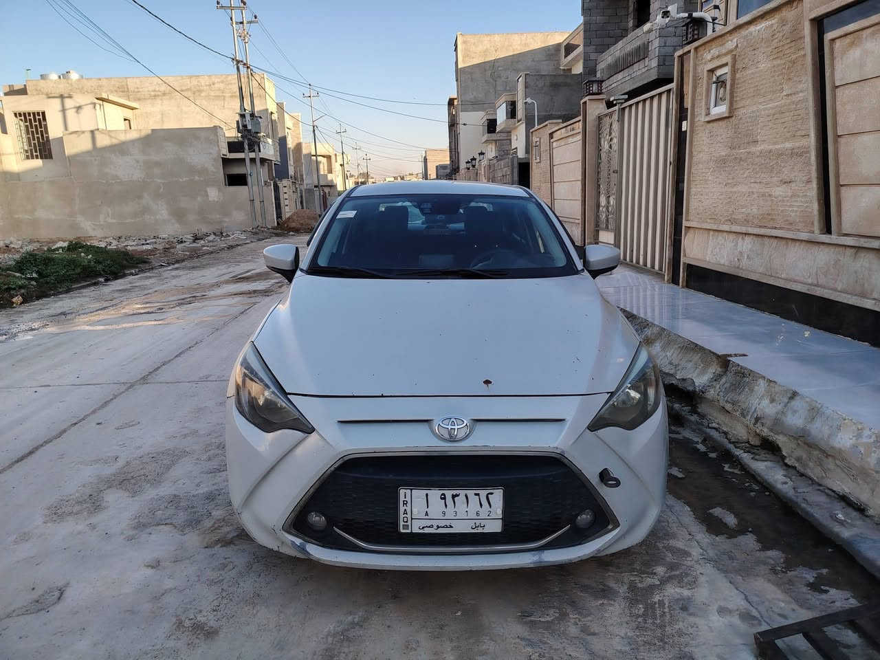 للبيع المستعجل
Toyota yaris 2019 ia 
رقم بابل مشروع وطني 
مواصفات ↓
3 انظمة قيادة 
Eco normal sport 
شاشة لمس 
تحكمات ستيرن
بكرة تحكمات شاشة 
اشارة مراية 
مثبت سرعة 
مانع تصادم داخل المدينة 
مانع انزلاق 
وباقي المواصفات المعروفة في السيارة
الحادث موضح بالصورة 
وايضا دعمة بداية الجاملغ اليمين 
موضح بالصوره بدون صبغ
عداد المسافة موضح بالصوره
يوجد صوت راجز بداية التشغيل فقط 
موقع السيارة الموصل 
السعر ↓
96 $ وبيها مجال للطيبين 
***********
***********
