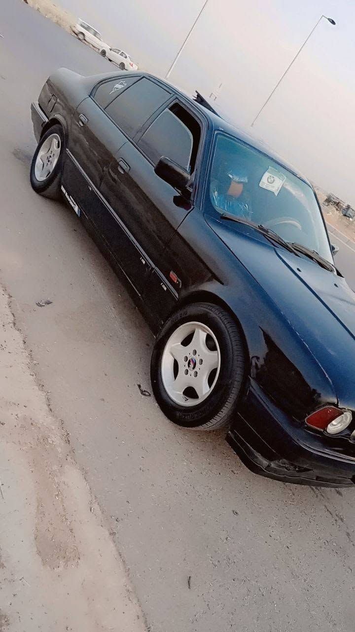 سلام عليكم
بيئم حجم 525/مكينه/520/توماتيك
موديل 1993/سلايت+4جامات كهرباي ئارم اصلي+رقم اصلي صدر امامي وخلفي جديد كهربايات كوله شغاله محرك كير بدون عيب مكاني أربيل السعر 24$وبيهه مجال بسيط اي استفسار ***********

بيئم حجم 525/مةكينه/520/توماتيك
موديل/1993/سلايت جه م كهربا
ئارم اسلي ماني به شرتي كير مةكينه تةقو رقة هيج مسرفي نيا سحري 24$مجال كه م تيا شويني هولير *********** واتساب أربيل, العراق
