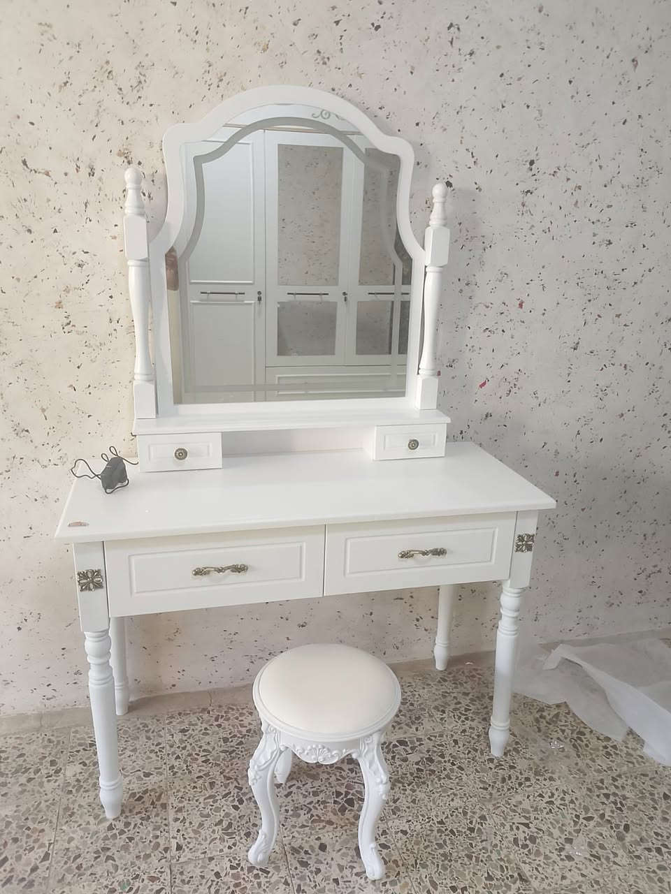 من داخل بيت زبون 
للحجز والتفاصيل خاص جديد حسب الطلب


**إذا كنت صاحب هذا الإعلان وتريد حذفه لأي سبب، رجاءا أرسل رسالة إلى الدعم الفني**