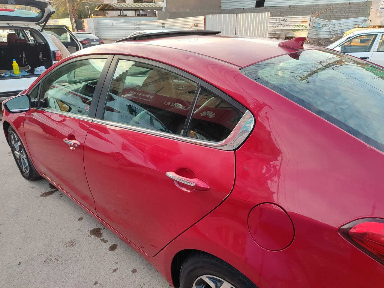 السلام عليكم
للبيع فورتي ٢٠١٦ وارد كندي فول مواصفات 1/1 فئة sx /vip 
رقم بغداد
 حادث سطحي بنيد مصبوغ
و جوه الرقم الخلفي مسطرة صبغ،
*فتحة سقف
*بصمة
*أبواب بصمة ترحيب
* كشنات جلد تدفئة تبريد
*كشن خزن ميموري كهربائي للسائق

*اربعة أنظمة قيادة - نورمال / ايكو اقتصادي / كومفرت / سبورت
* ستيرن تدفئة
* شاشة كبيرة بلادي
*تبريد قطعتين
*محرك gdi 2000
السعر (118) $ 
العنوان / بغداد
*********** واتساب
