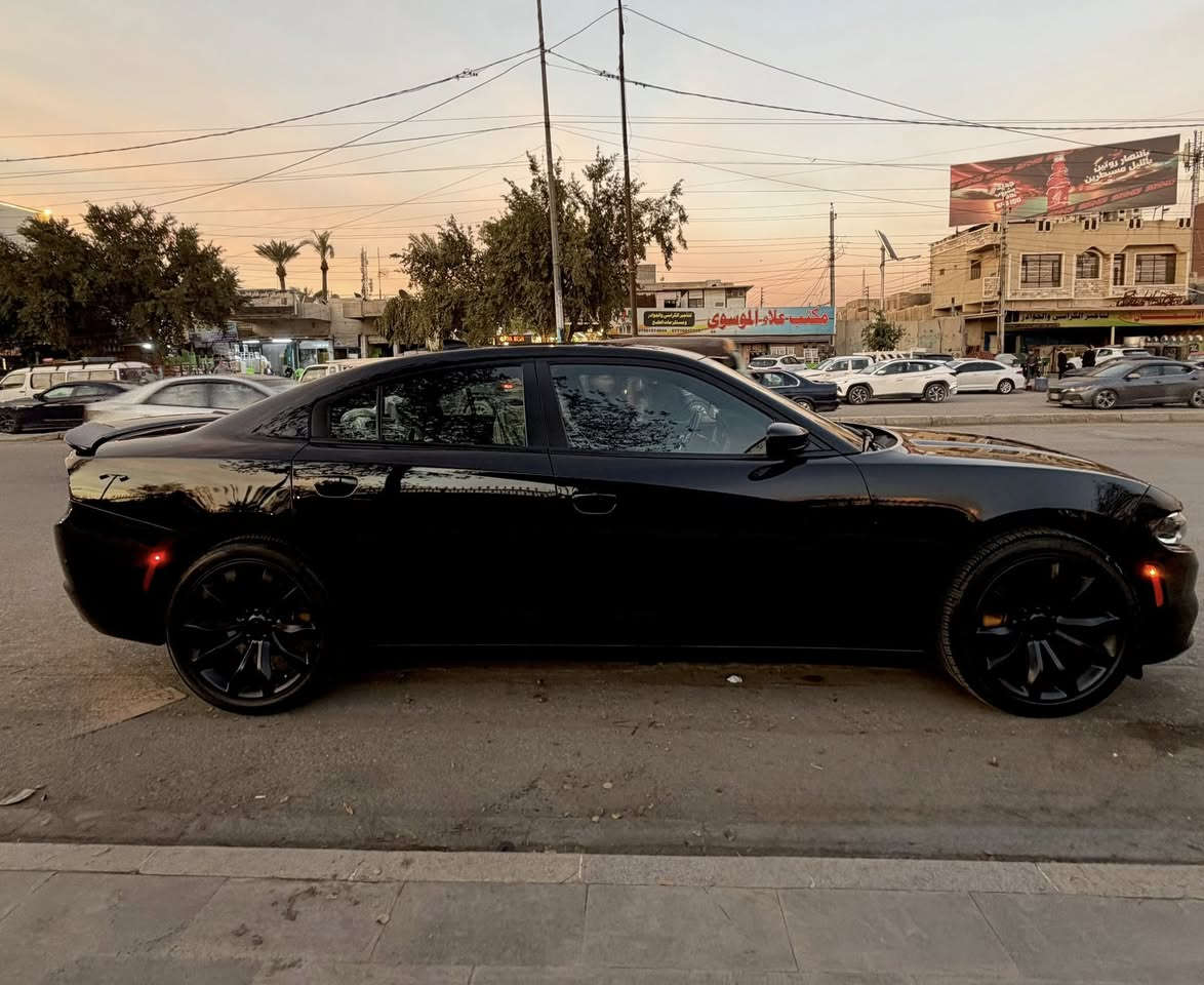 جارجر  موديل 2023
ماشيه 30 سياره كلش جديده دخول جديد

 تو ويل تشغيل عن بعد شاشه كامره حساسات خلفيه 

بيه بشفه البنيد صبغ ع كد شبر بدون فتح ودعاميه مصبوغه. راديترات بلاديه وبدنه بلاديه 

مقفول من تبديل ولفتح  اي قطعه 

رايده 249 مكانه بغداد ا

***********
