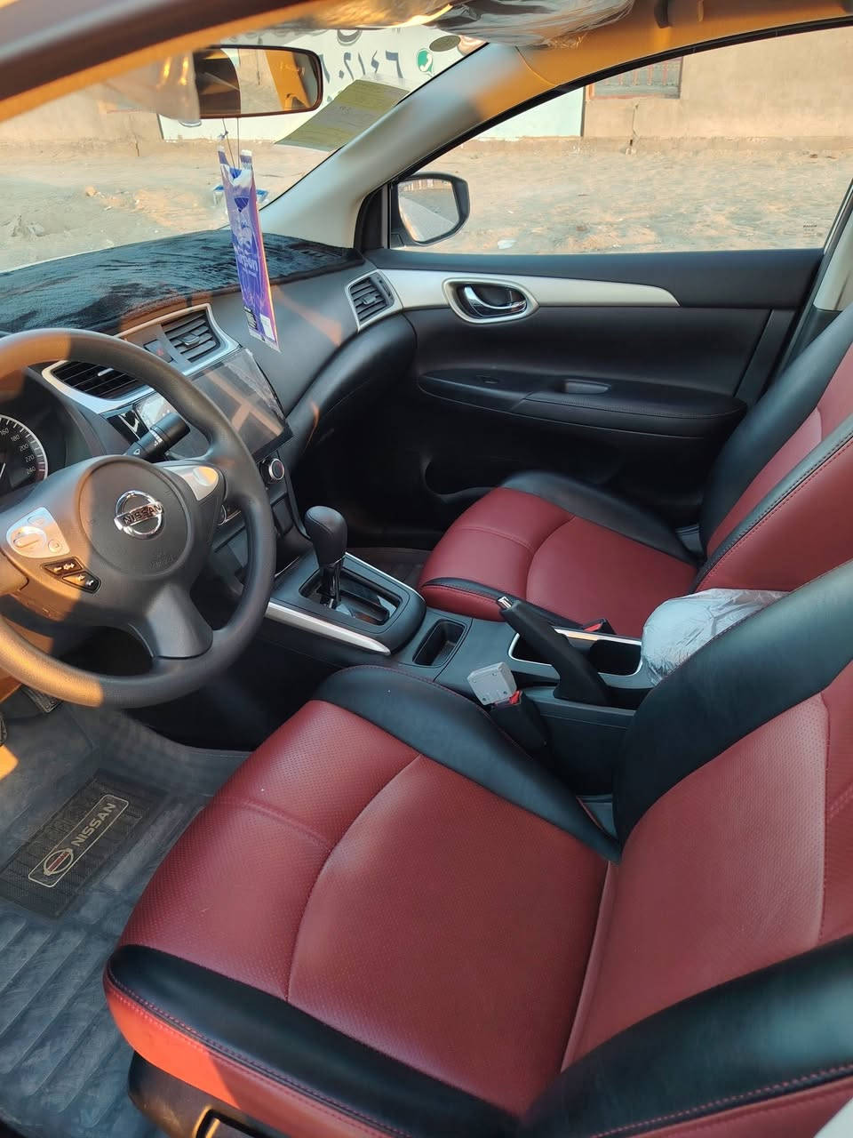 نيسان سنترا مديل 2025 زيرو ماشيه 4000 فول مواصفات مكفوله كفاله عامه حته من الشخط سعر( 129)  ***********
