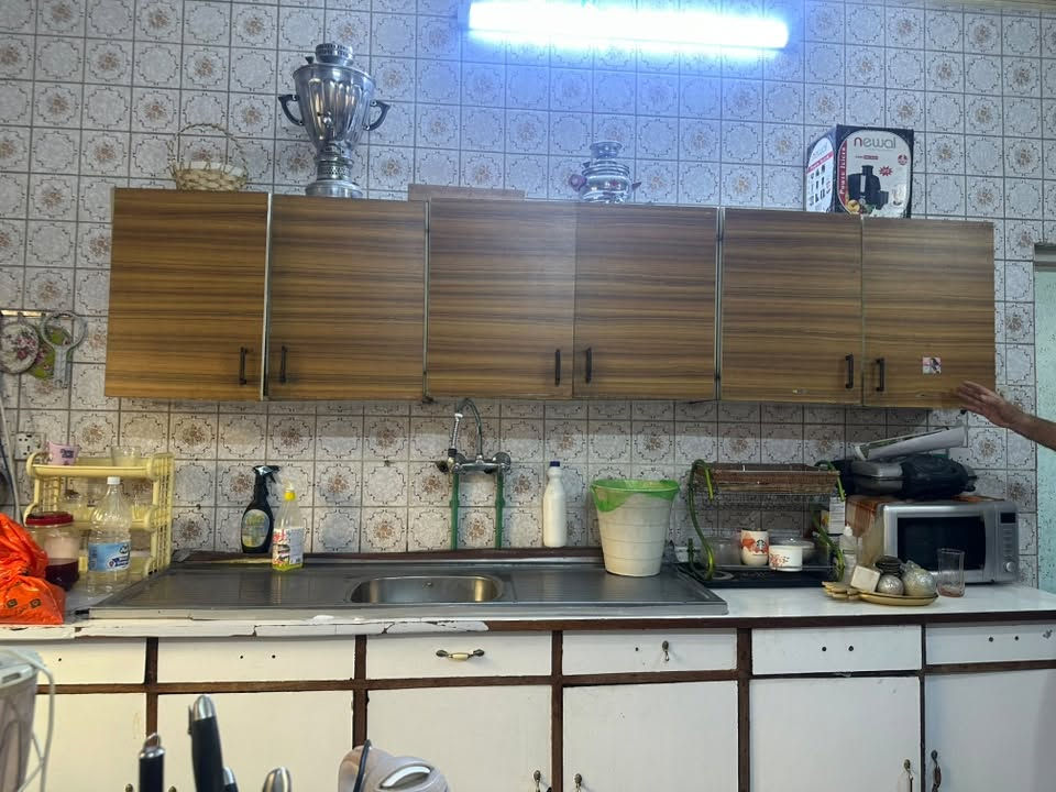 كاونترات للبيع 
قيم واخذ 
***********
