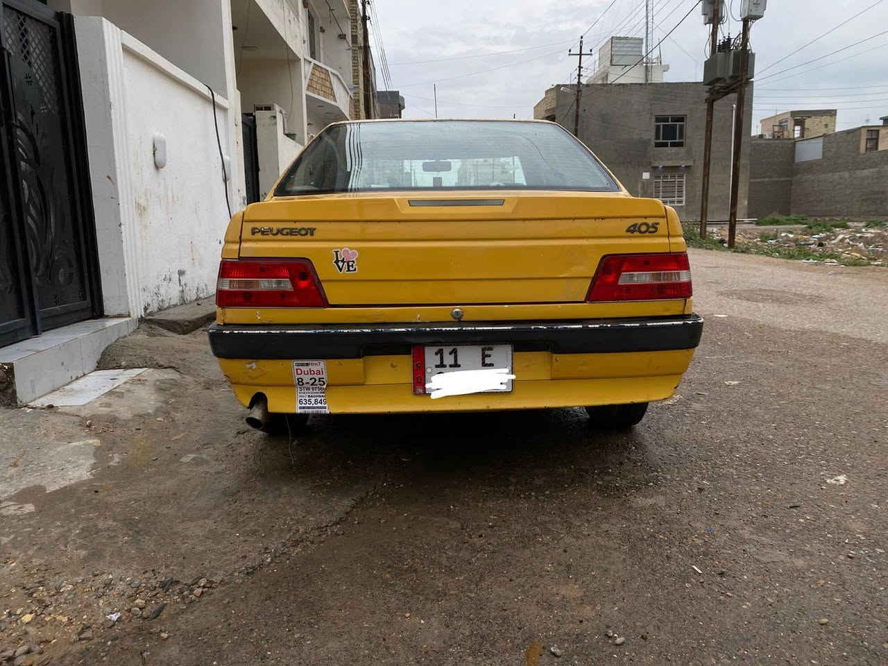 يالله السلام عليكم
بيجو لميس ٢٠١٣
كير مكينه فرنسي ٢٠٠٠ نضاف كلش
صدر خلفي جديد
 امامي ٨٠٪؜١٠٠
دواخلها حلوه بس بطاينها عوزها ترتيب
كشرها شوف العين
تخم تاير 
مصفره هيئه وغرامات
كلج جديد 
سياره خير من الله 
تبريدها الكمبريسر بي مشكله فقط الباقي كله نضيف 
سنويه ساقطه صارلها ٣ اشهر 
بيها بس بنيد طاير وجاملغ السايق 
السعر ٣٦ وبيها مجال

التواصل واتساب  ***********
