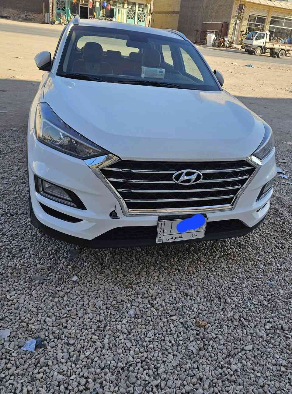 توسان مديل ٢٠١٩ خليجي لون ابيض رقم بابل مكاني كربلاء ***********
