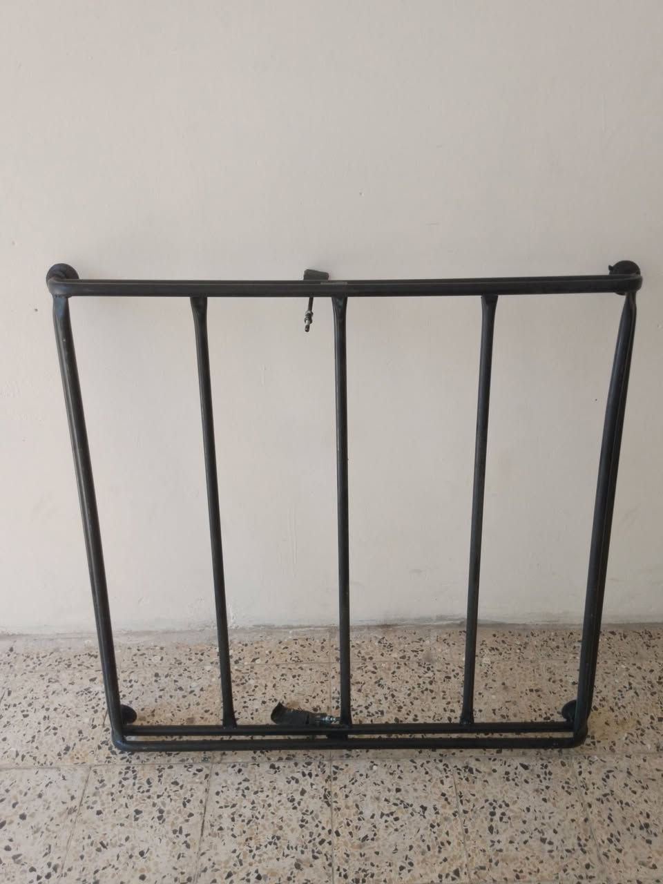 السلام عليكم سيباية للبيع مكاني السيدية 
30 الف ***********
