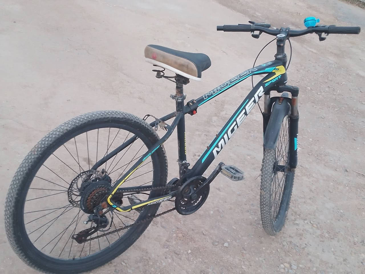 سلام عليكم بايسكل للبيع بسعر 80 وبي مجال مكاني بغداد الغزاليه رقم التلفون *********** يوجد واتساب
