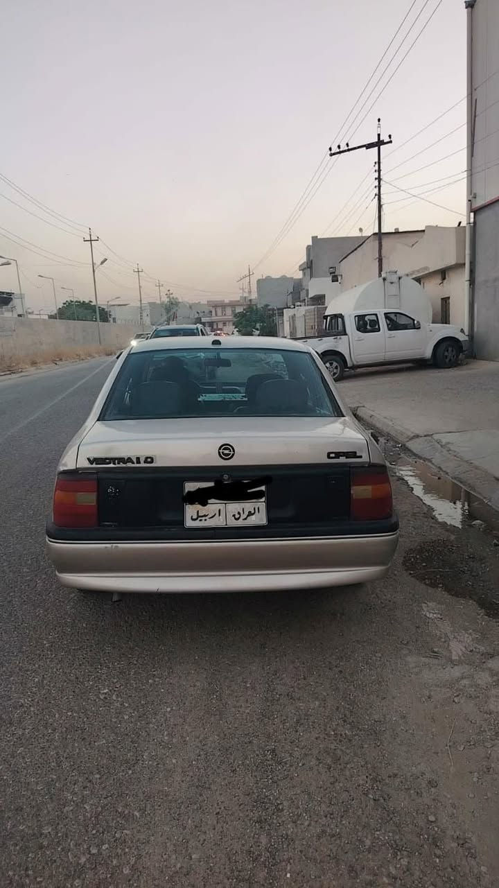 للبيع او مراوس بسياره حديثه الفرق نقد

حجم 20 
سنويه جديده
بطاقه بيها
موديل 92
بدون حادث
سياره جاهزه 
سعر مناسب جدا اتصل لو تلحك لو لا

‭***********‬
