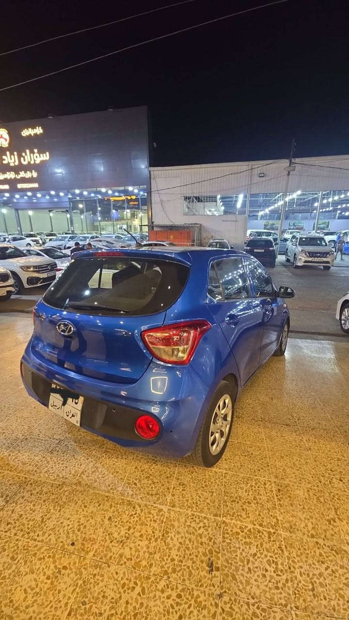 سلام عليكم
هونداي i10 كراند نفخ موديل 2019
مكفوله سيارة بدون صبغ بدون بارد بيها حالوب خفيف جدا 
ماشيه ٥٩ على ايدنه سيارة مابيها كل نقص سيارة جديدة 
محرك كير جيد جدأ رقم اربيل تريد وكاله او تحويل ثنينهن موجودات السعر ١٠٠ 
مكان سيارة بغداد الدورة 
للاتصال *********** /***********
