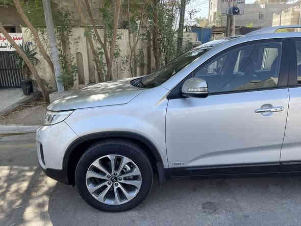 مواصفات (فووول للأخير)
رقم بغداد  مشروع وطني. 
مواصفات:الفول 1/1
1_فور ويل +مانع انزلاق
2_حجم المحرك 6سلندر 
3_زراك لايت بلادي 
4-ماشيه 38 شرط الفحص 
5_بانوراما طكتين 
6_تحكم استيرن 
7_كروز سرعه (تحكم سرعه بالستيرن )
8_تبريد تدفئه 
9_تبريد تدفئه بالكشنات والستيرن 
10_شاشة ترحيب 
11_يدات نيكل
12_شاشة اعطال 
13_منظومة زنون بلادية
14_لدات امامي خلفي 
15_اناره داخليه ودوسات
16_مري جانبيه شفط 
17_جرص سرعه عند 120
18_كشنات لون قرميدي 
19_بصمات تشغيل عدد 2
20_بصمات ابواب عدد 3
21_إشارة ترحيب عند الاقتراب 
22_كشنات كهربائيه 
23_حساسات 
24_كاميرا خلفيه 
25_شاشه لمس بلادي
26_انضمة قيادة 
27_نضام ايكو اقتصادي
28_ 3قطع تبريد 
29_سبعه راكب
بيها صبغ جاملغ وربع الباب الامامي صفحه الصدر وعندي صوره الصخه لاداخل ولااي شي
مكاني بغداد
السعر 198 وبيها مجال بسيط 
اي استفسار *********** متواجد اتصال و واتساب
