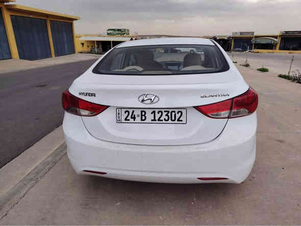 النترا مضلع 2013

بدون صبغ 
محرك 1.8
*********** سميل
