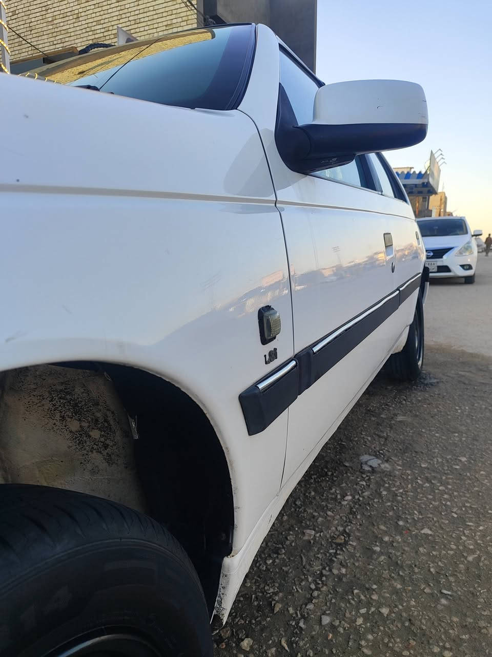 سلام عليكم بيجو لميس 2013 رقم نجف الدولي الجديد سياره كفاله عامه سياره جاهزه مكينه كير تبريد تخم تاير كهربائيات كله شغاله حداديه جديده باتري جديد  السعر 48 وبيه مجال  مكان السياره نجف رقم الهاتف ***********
